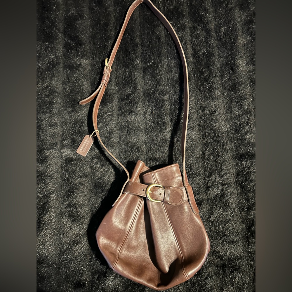 Ladies Coach Purse Authentic no damage, has been cared for with love! ❤️